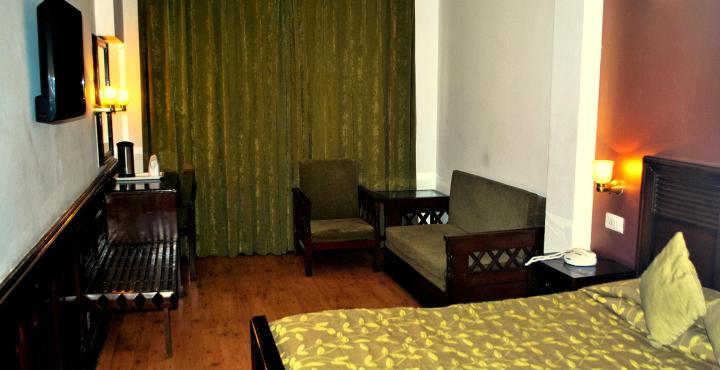 Hotel Baljees Regency Shimla Exteriör bild